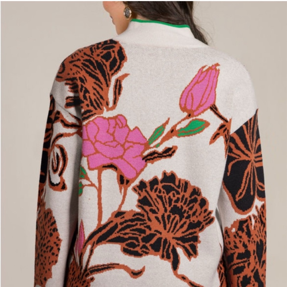 Floral Print Quarter Zip Sweater - Picture 2 of 11